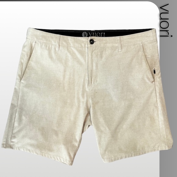 Vuori Other - Vuori Men's Aim Shorts in Khaki - 36